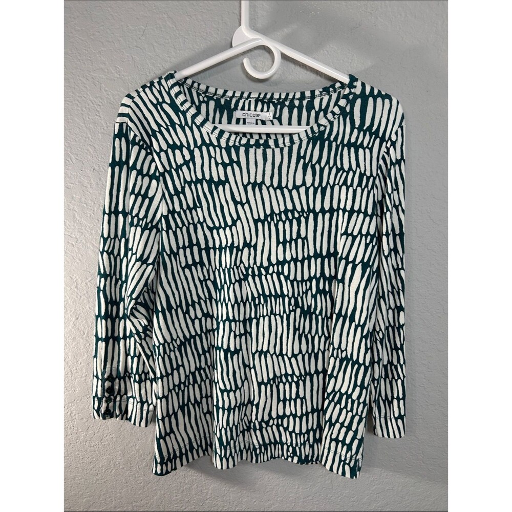 Chico's Women Teal and White Abstract Brushstroke Long Sleeve Top. Pre- Loved.